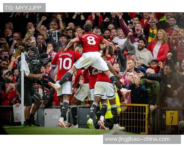 英超激战尤文图斯大胜曼联六比二绝杀时刻点燃全场激情